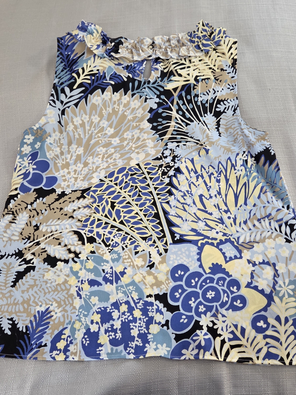 Talbots Blue, Cream & Yellow Floral Sleeveless Top Large